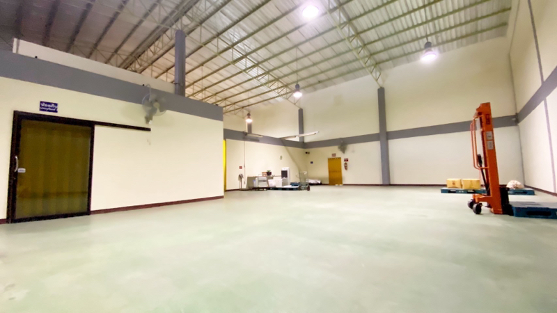 Land with Buildings Samut Sakhon image