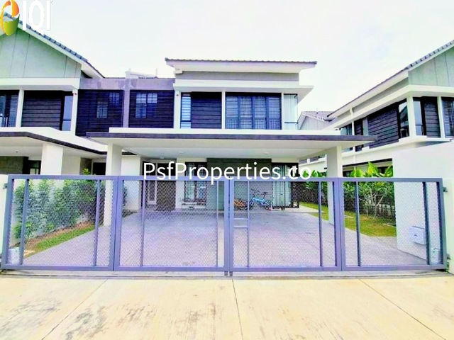 Reesia Elmina Garden image