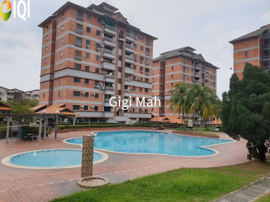 Evergreen Park Acorn and Hazel image