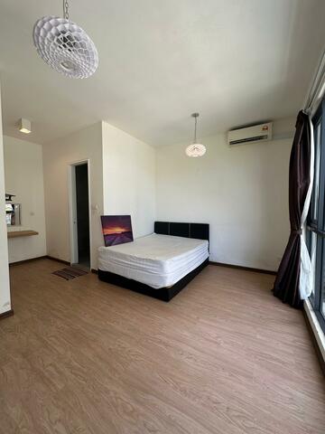  Riverside Residence  image