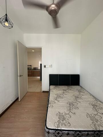  Riverside Residence  image