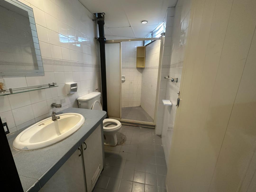 Bayshore Apartment image