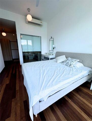 Queens Residences @ Queens Waterfront image