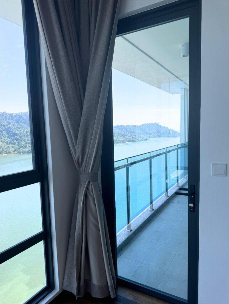 Queens Residences @ Queens Waterfront image