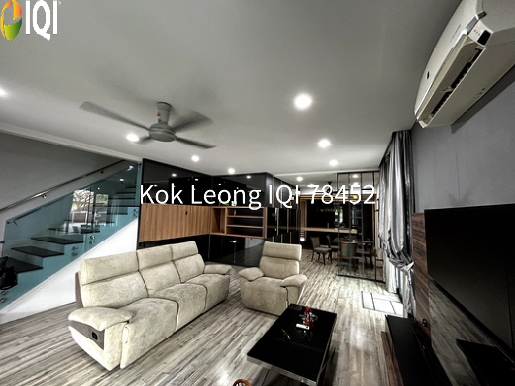 Lagoon Homes Kota Kemuning Fully Renovated Extended 5R4B Fully Furnished  for sale image