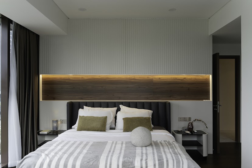 THE METROPOLE, 2 BEDROOMS, FULL FURNISHED, RIVER VIEW image