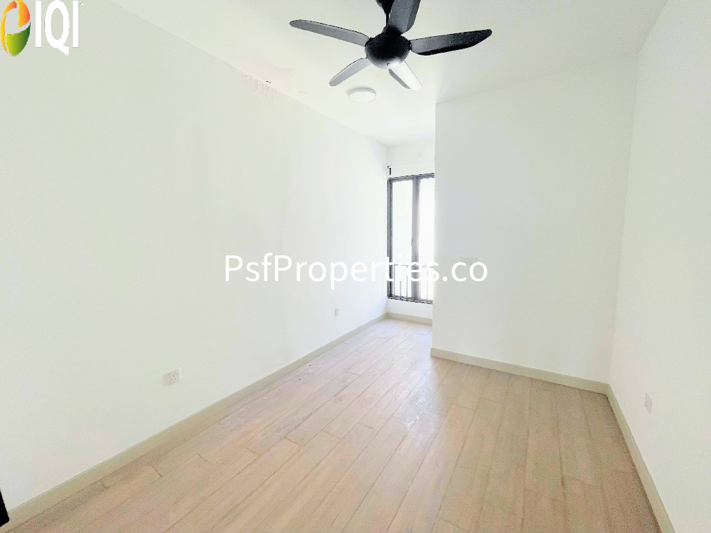 Elmina Valley 2 image