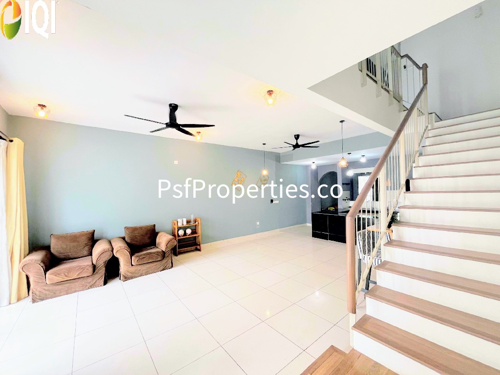 Elmina Valley 2 image