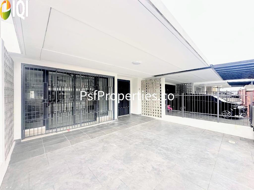 Elmina Green 4 image