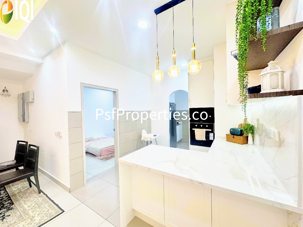 Elmina Green 4 image