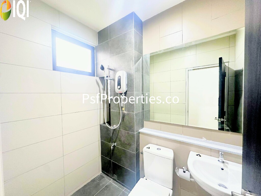 Elmina Green 4 image