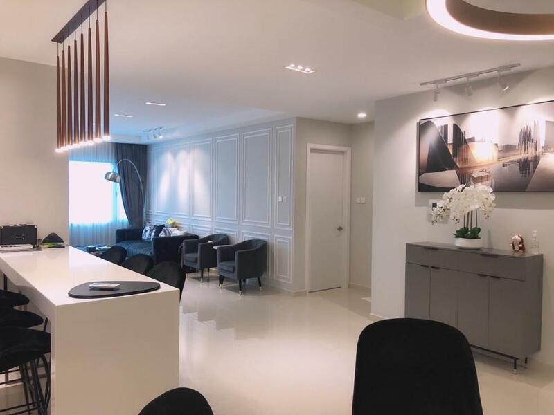 LIKAS BAY 21 CONDO
