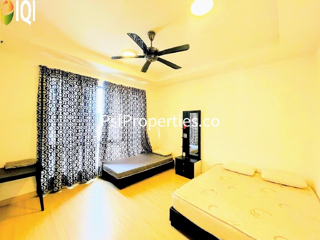 50 Residensi image