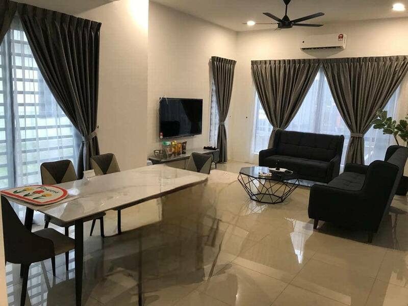 Master Room Gate Guard Fully Furnish Modern Move In Condition Ampang Bayu Residence Gunung Rapat Ipoh Jaya Botani