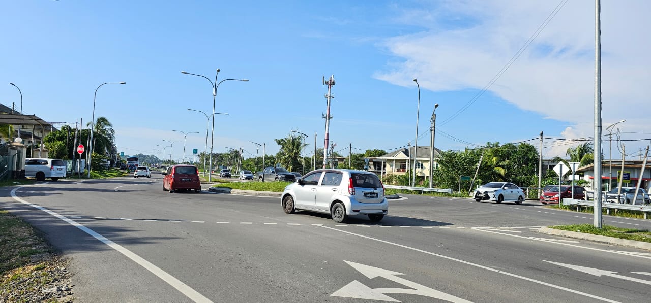 CYBER SQUARE COMMERCIAL CENTRE image