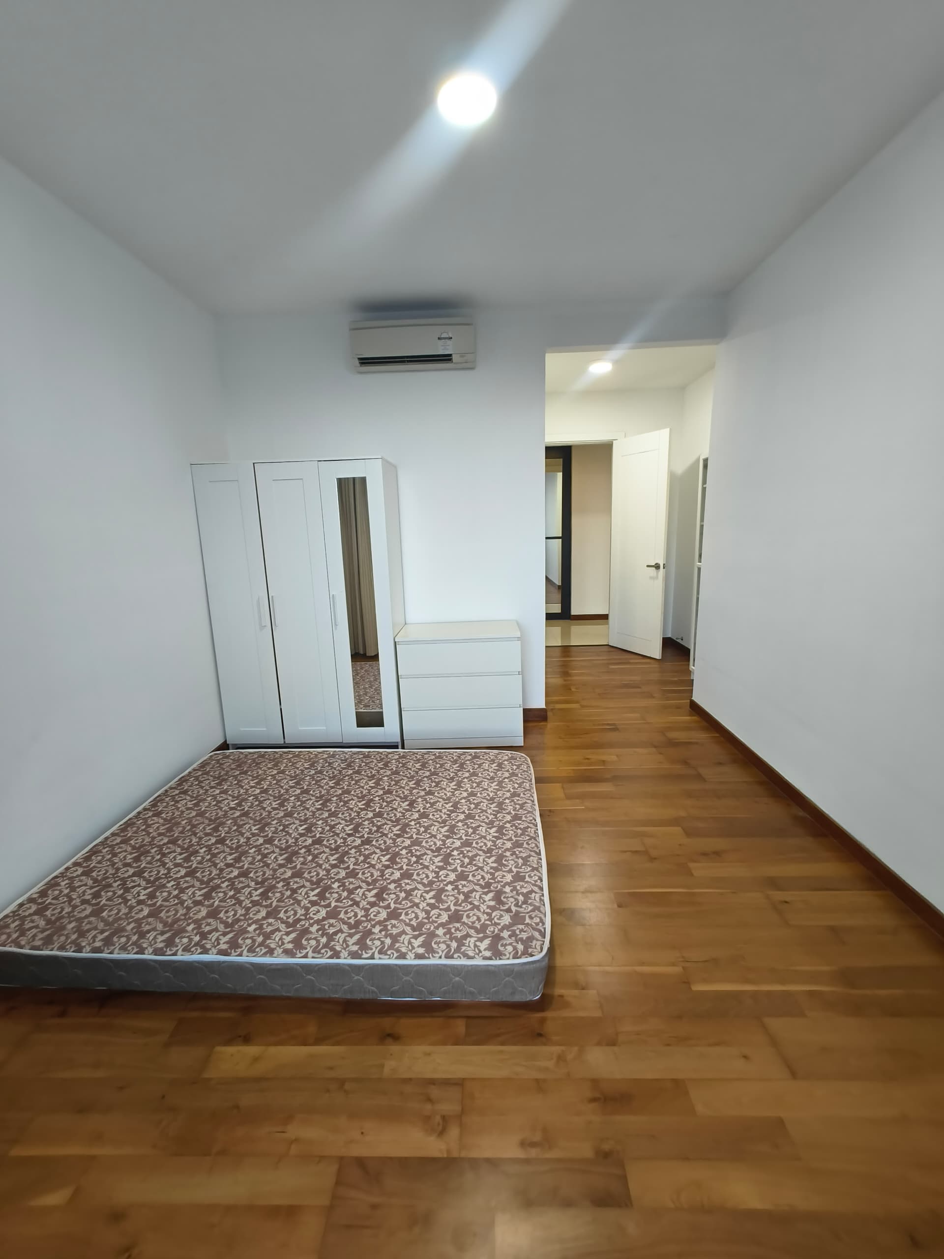 Jesselton Residences image