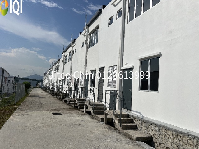 22x75 Main Road 2sty shop Sendayan irama, gadong jaya, Labu, seremban for sales image
