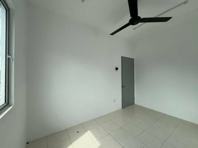 Brand New Intermediate Corner Meru Perdana Scientex Idaman Chepor Chemor Suria Halaman Impian image