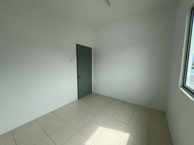 Brand New Intermediate Corner Meru Perdana Scientex Idaman Chepor Chemor Suria Halaman Impian image