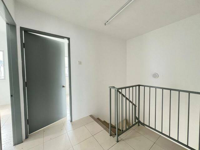 Brand New Intermediate Corner Meru Perdana Scientex Idaman Chepor Chemor Suria Halaman Impian image