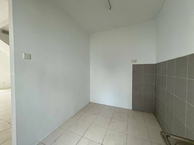 Brand New Intermediate Corner Meru Perdana Scientex Idaman Chepor Chemor Suria Halaman Impian image
