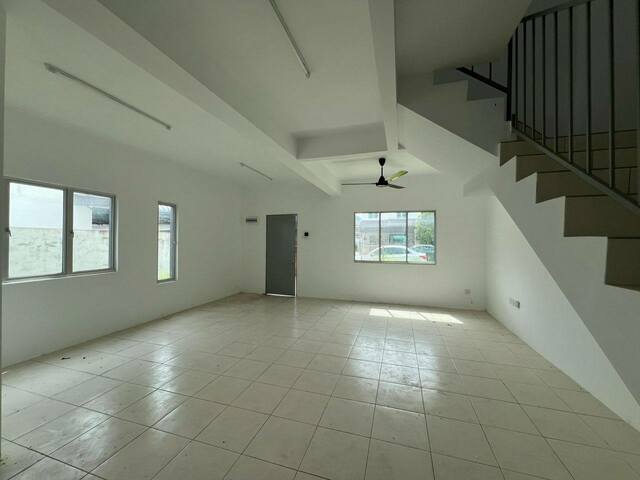Brand New Intermediate Corner Meru Perdana Scientex Idaman Chepor Chemor Suria Halaman Impian image