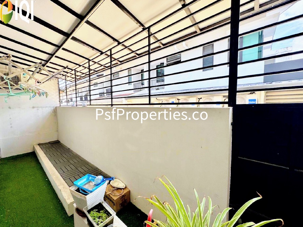 Elmina Valley 4 image