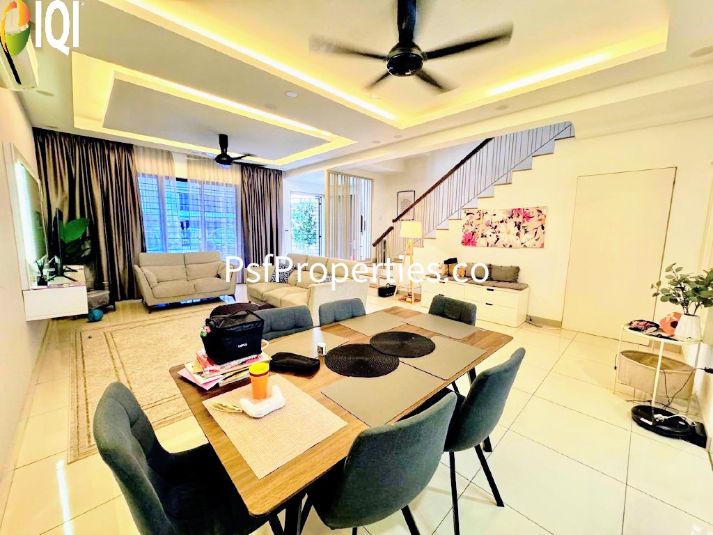 Elmina Valley 4 image