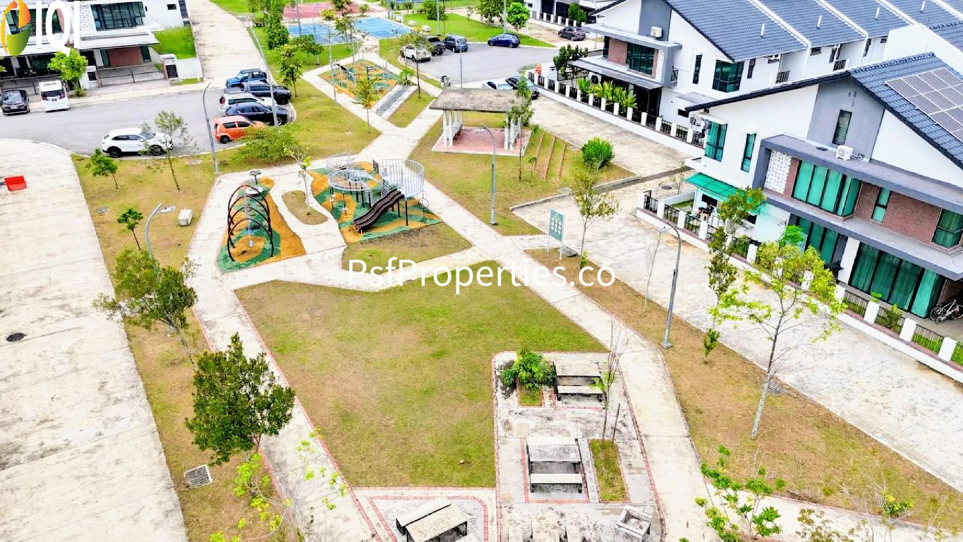 Elmina Valley 4 image