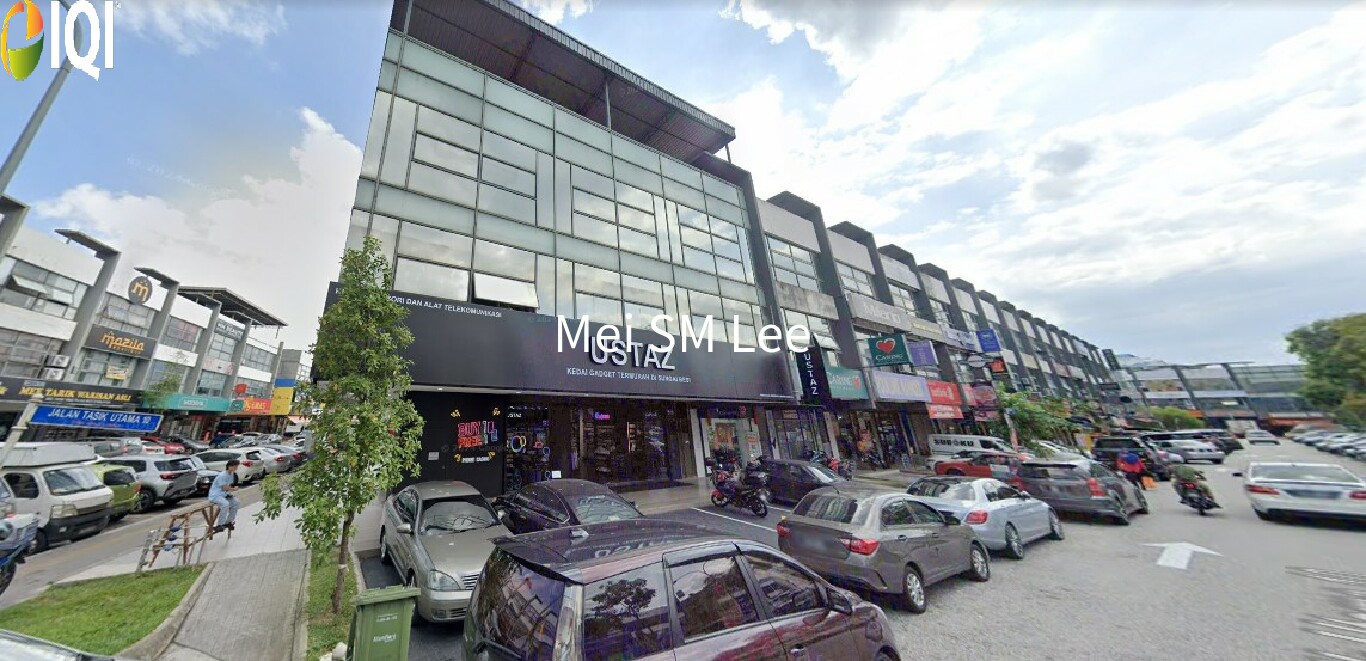 The Trillium @Lake Fields image