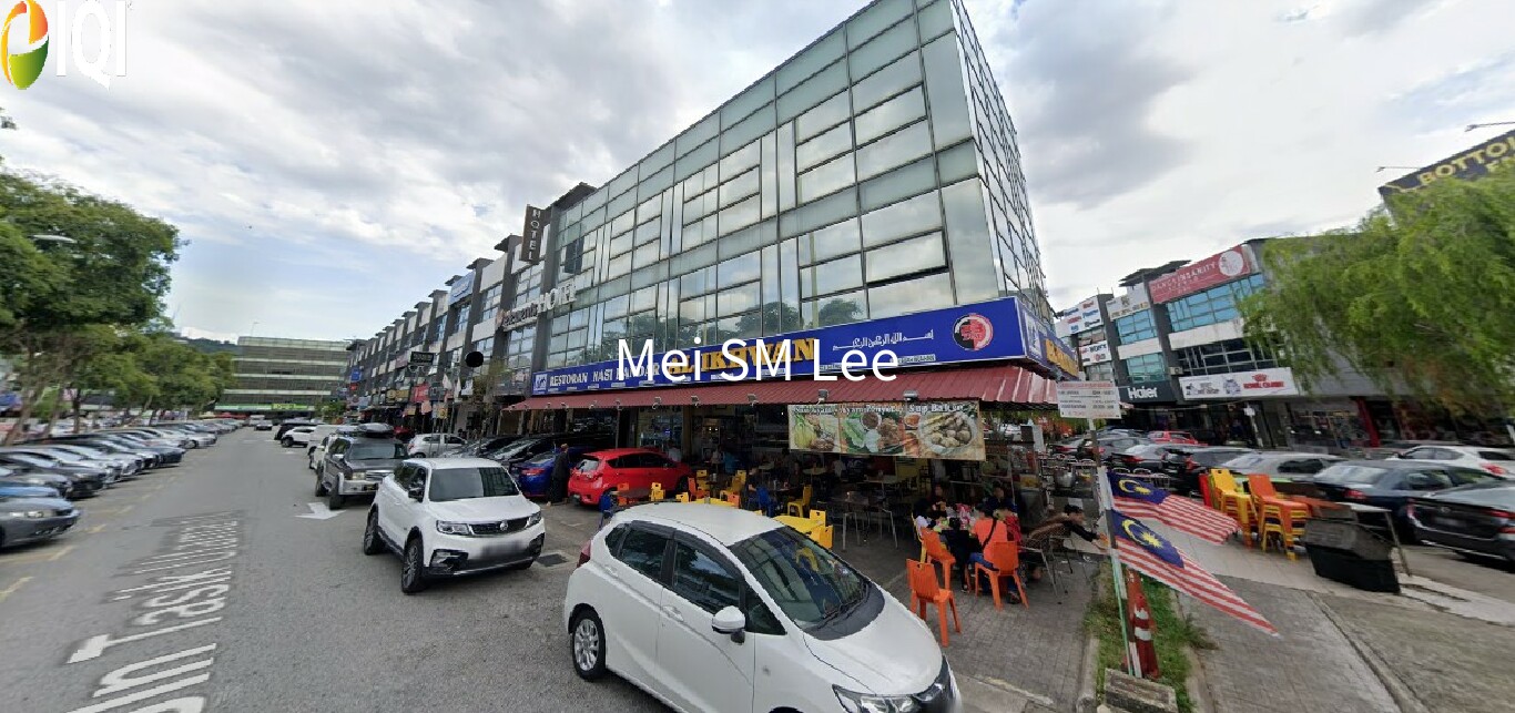 The Trillium @Lake Fields image