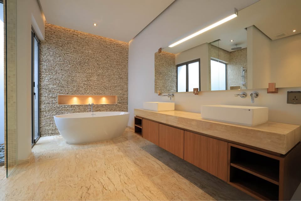 Brand New 4-Bedroom Villa at Anchan Mountain Breeze image