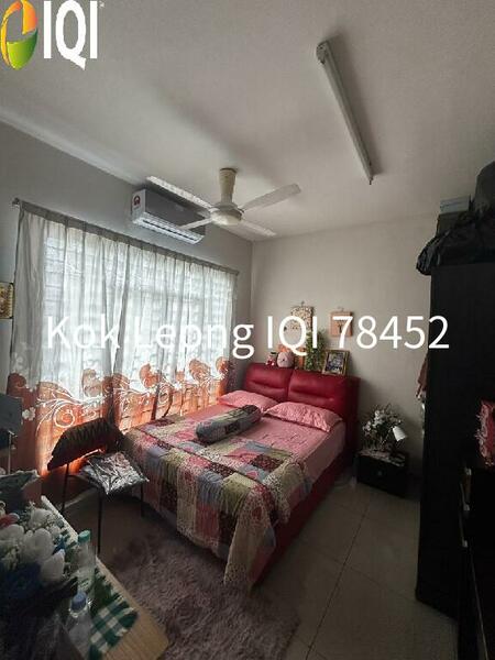 Springville Residence Taman Equine 3R, 2B For Sale 