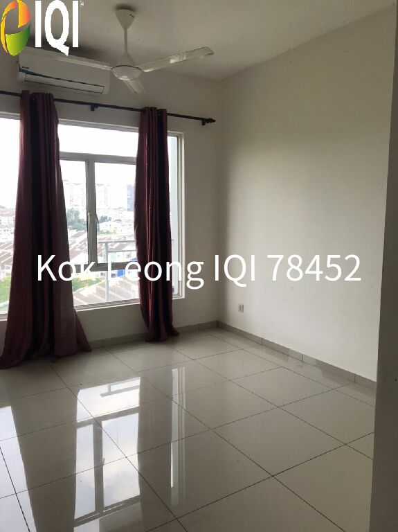 Springville Residence Corner Unit Partial Funished 3R,2B  For Sale image