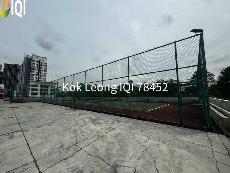 Springville Residence Corner Unit Partial Funished 3R,2B  For Sale