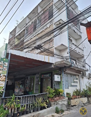 Shophouse for sale near kanlapraphruek 4.5 storeys photo