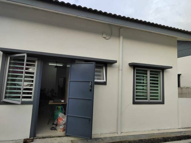 Intermediate Corner 10ft Extra Land Desa Chemor Megah Meru Klebang Sri Makmur image