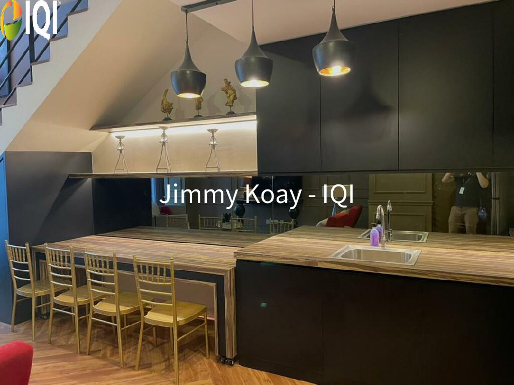 Fully Furnished Modern Classic 2BR Duplex @ Arte Mont Kiara image