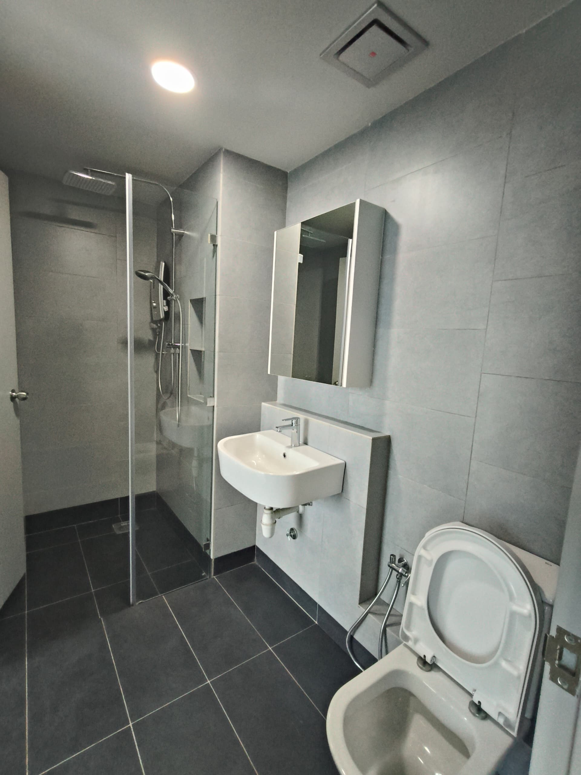 Jesselton Quay Central image