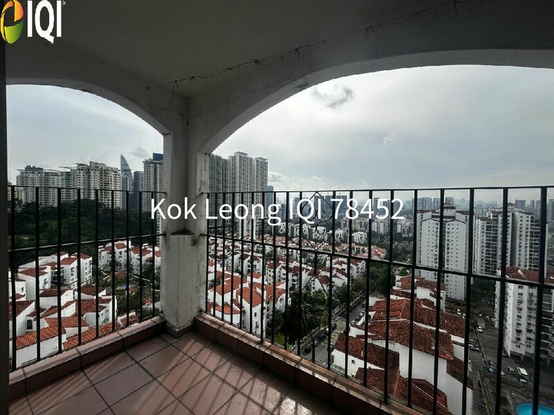 3R 2B Corner unit  Penthouse at Pantai Hillpark 5 for Sale