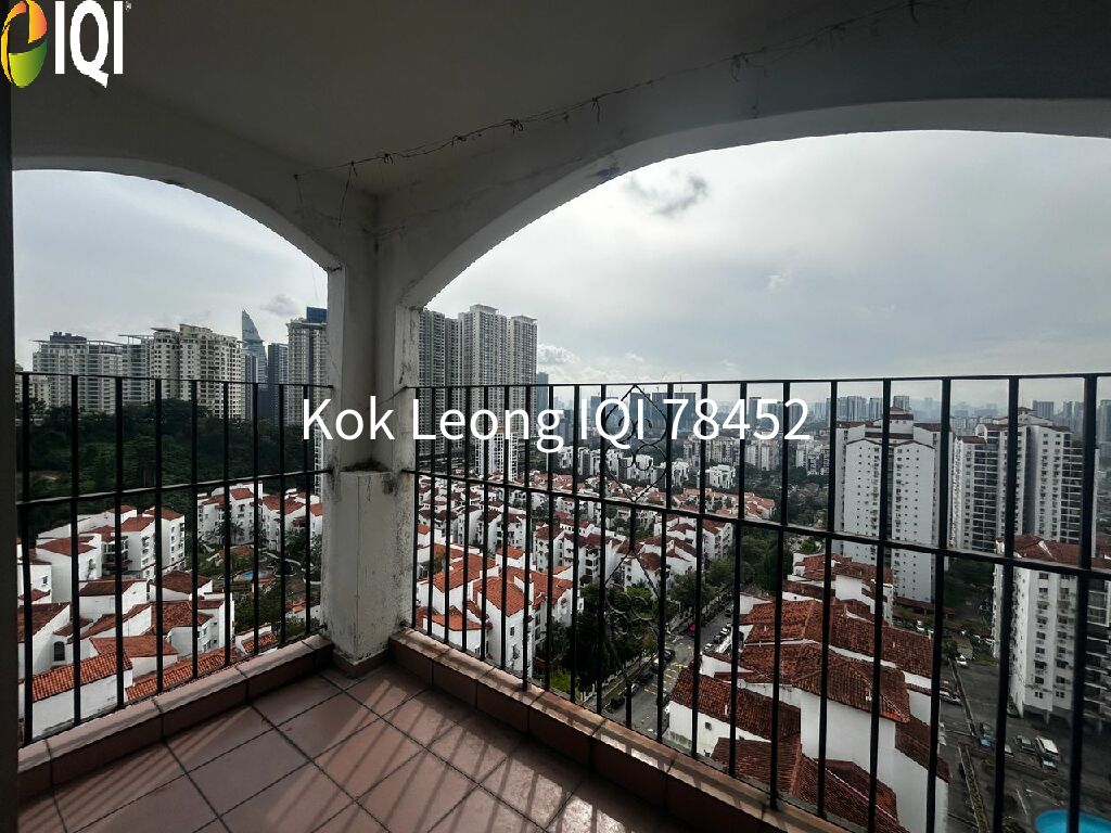 Pantai Hillpark 5 3R 2B Corner unit  Penthouse for Sale image