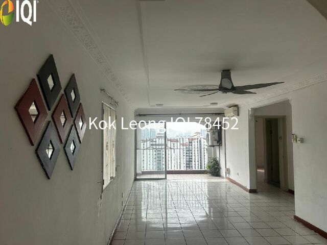 Pantai Hillpark 5 3R 2B Corner unit  Penthouse for Sale image
