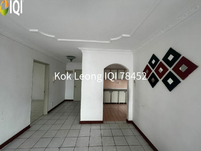 Pantai Hillpark 5 3R 2B Corner unit  Penthouse for Sale