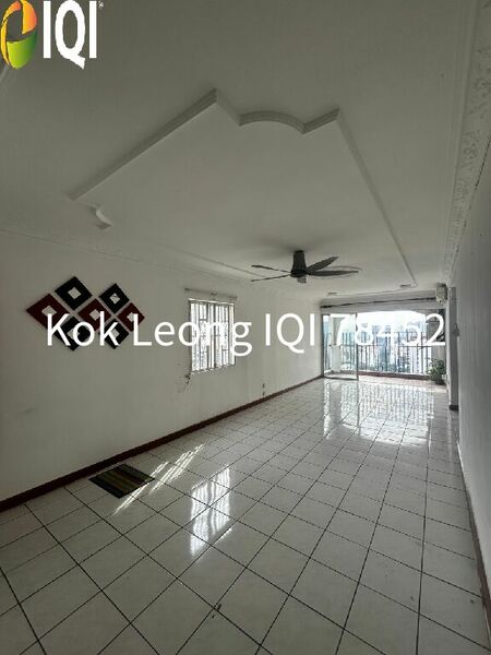 Pantai Hillpark 5 3R 2B Corner unit  Penthouse for Sale