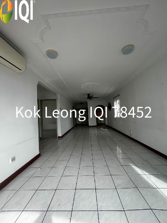 Pantai Hillpark 5 3R 2B Corner unit  Penthouse for Sale image