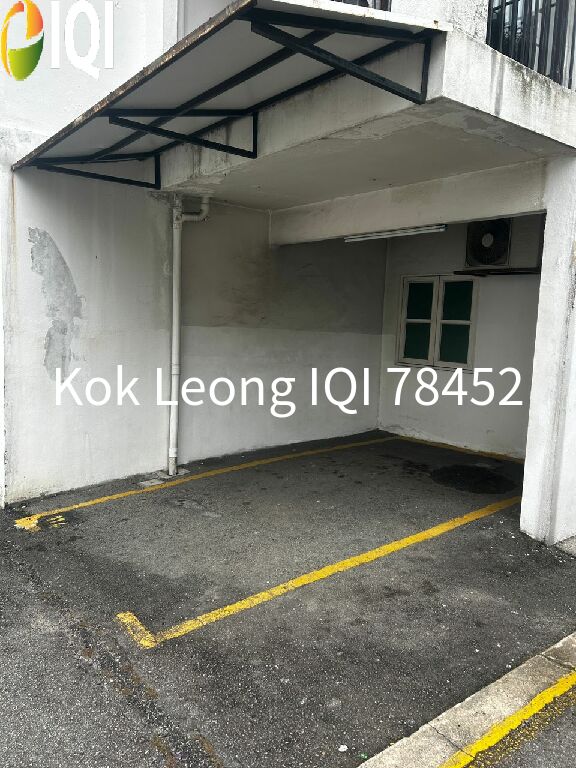 Pantai Hillpark 5 3R 2B Corner unit  Penthouse for Sale image