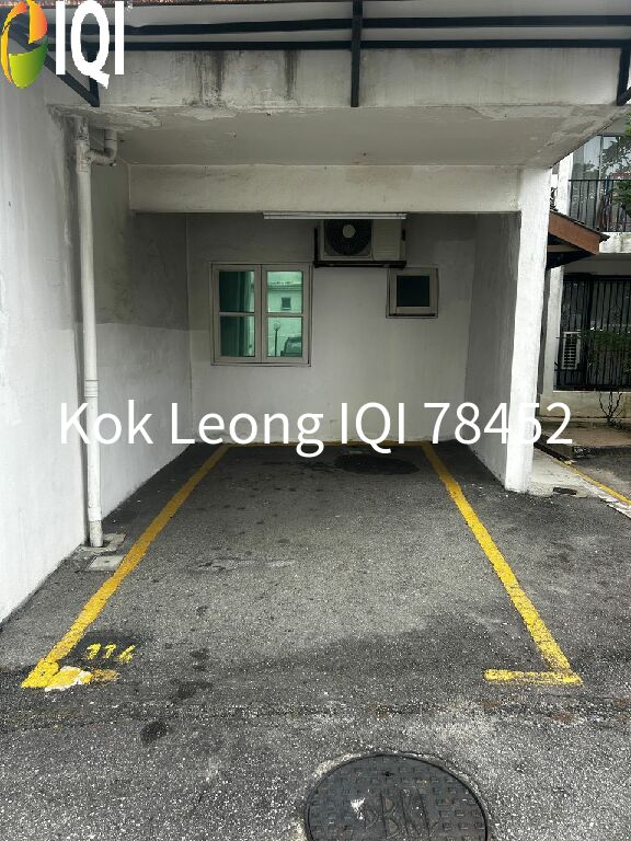 Pantai Hillpark 5 3R 2B Corner unit  Penthouse for Sale image
