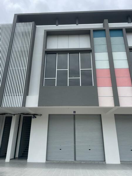Pusat Komersial Irama Sendayan