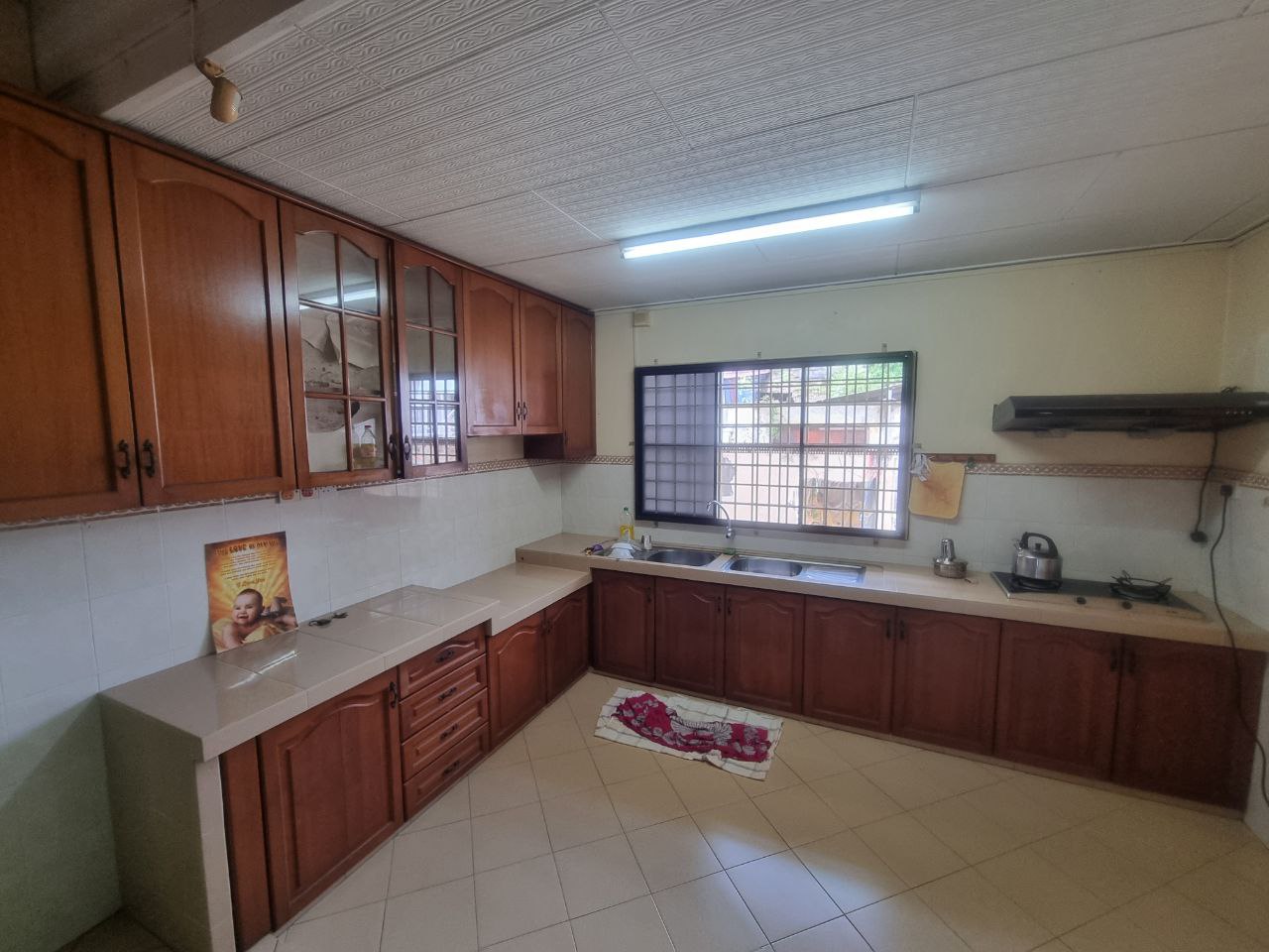 Double Storey house located in taiping town for sale image