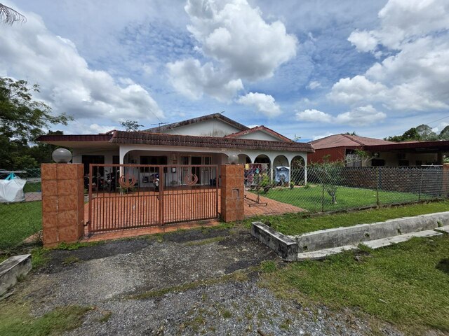 Single-Storey Corner Bungalow in Kg. Expo, Kamunting photo